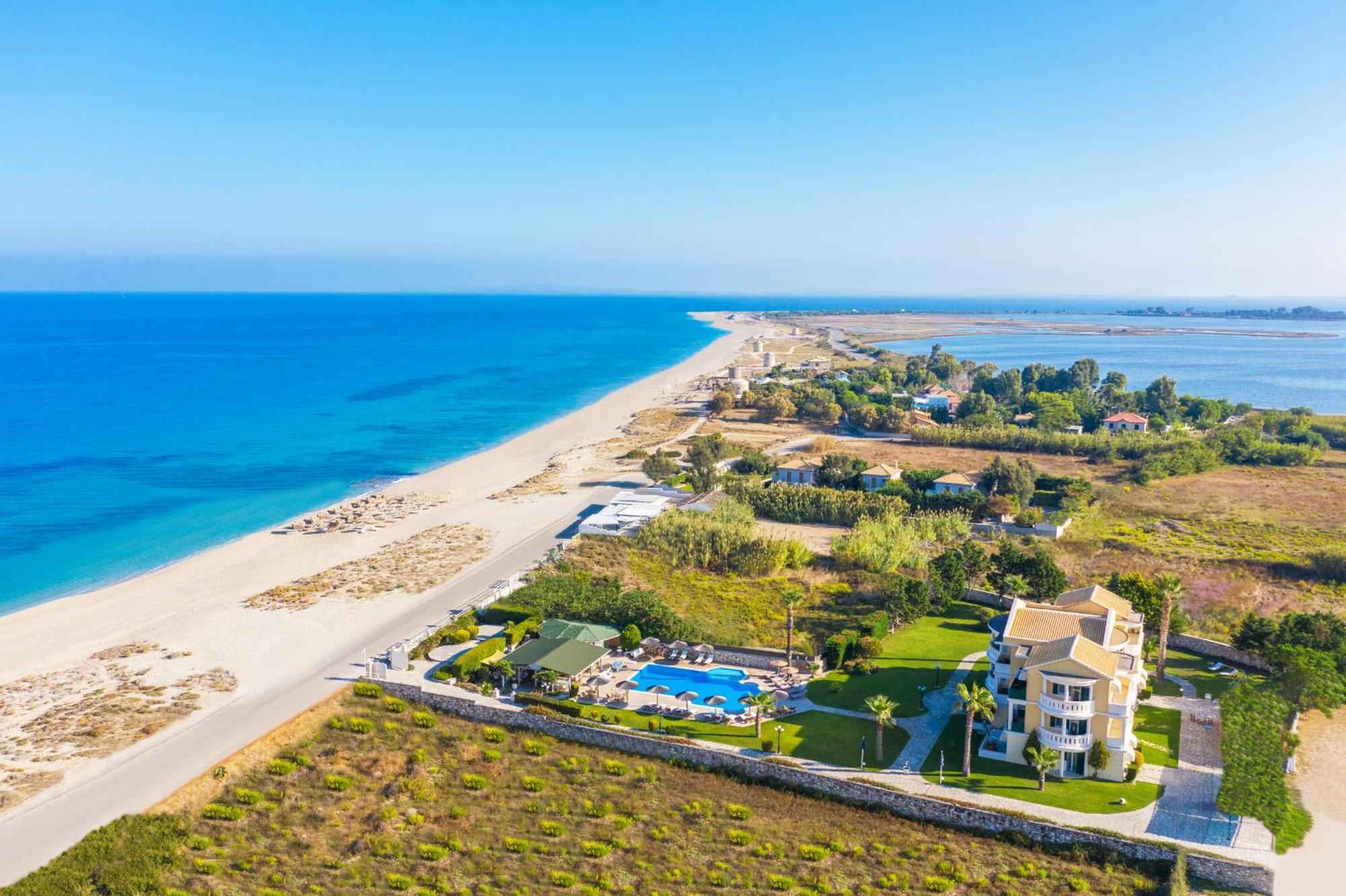 San Giovanni Beach Resort And Suites Agios Ioannis  Exteriör bild